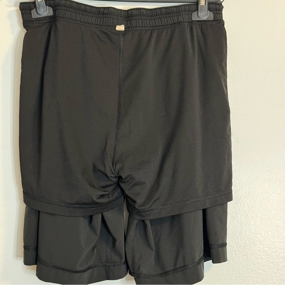 ❤️SOLD Lululemon x SOUL CYCLE Pace Breaker 9” Shorts - Large - Picture 3 of 7